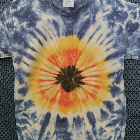Wild Oats Clothing - Handmade blue and yellow sunflower tie-dye t-shirt. Size- L - Picture 2 of 5